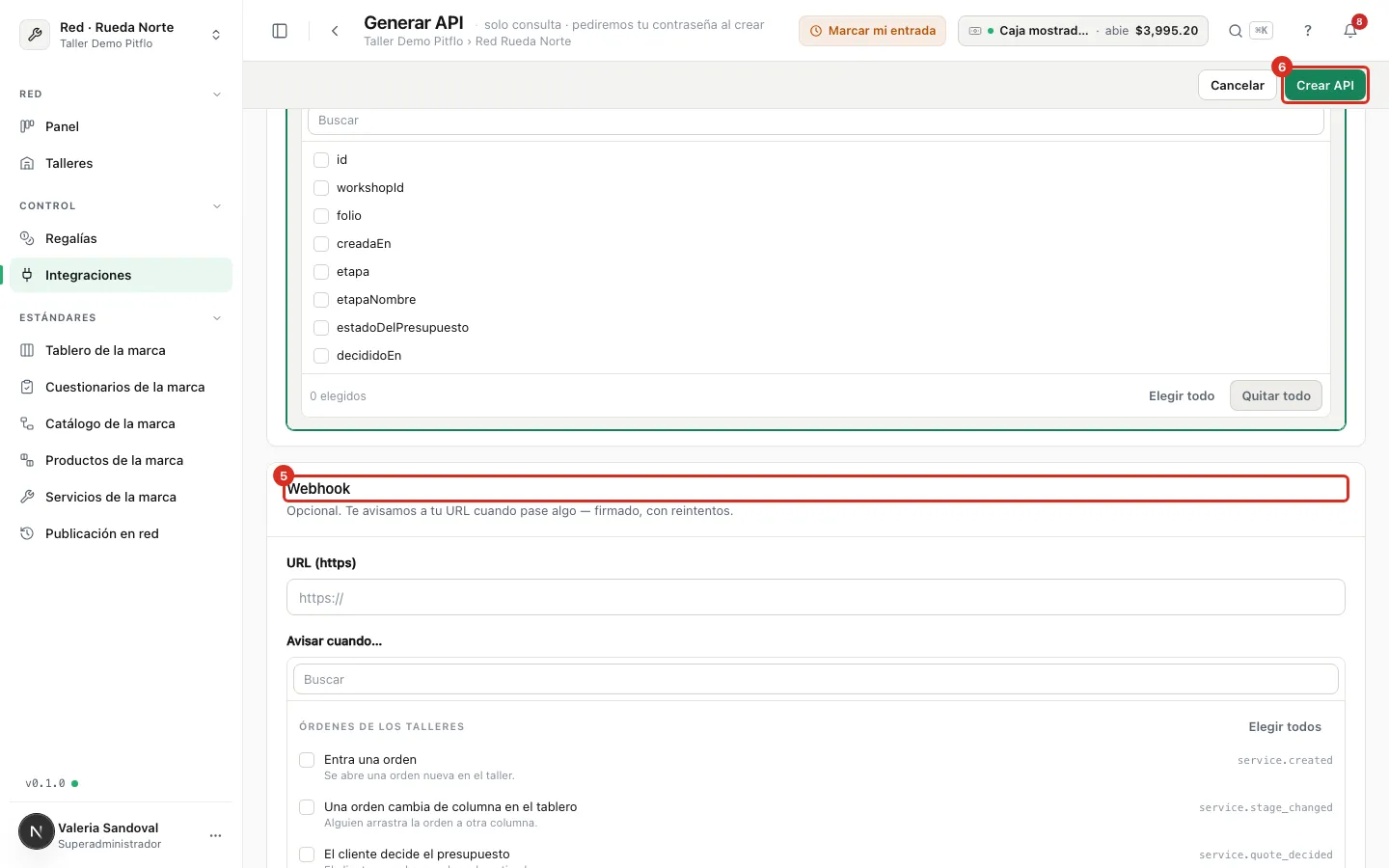 El panel Webhook y el botón Crear API